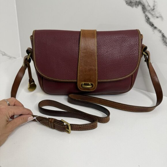 Dooney & Bourke Burgundy Pebbled Leather Crossbody Bag Vintage Equestrian Rare - Picture 1 of 16